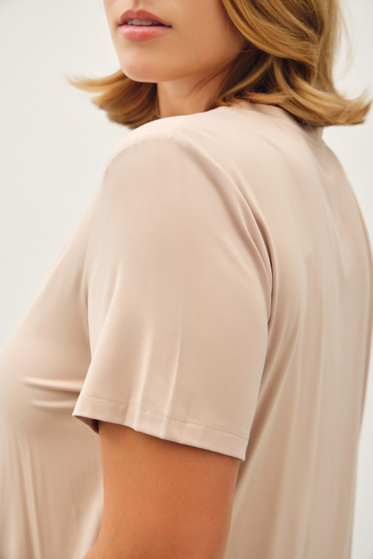 Cameron Tee - Taupe