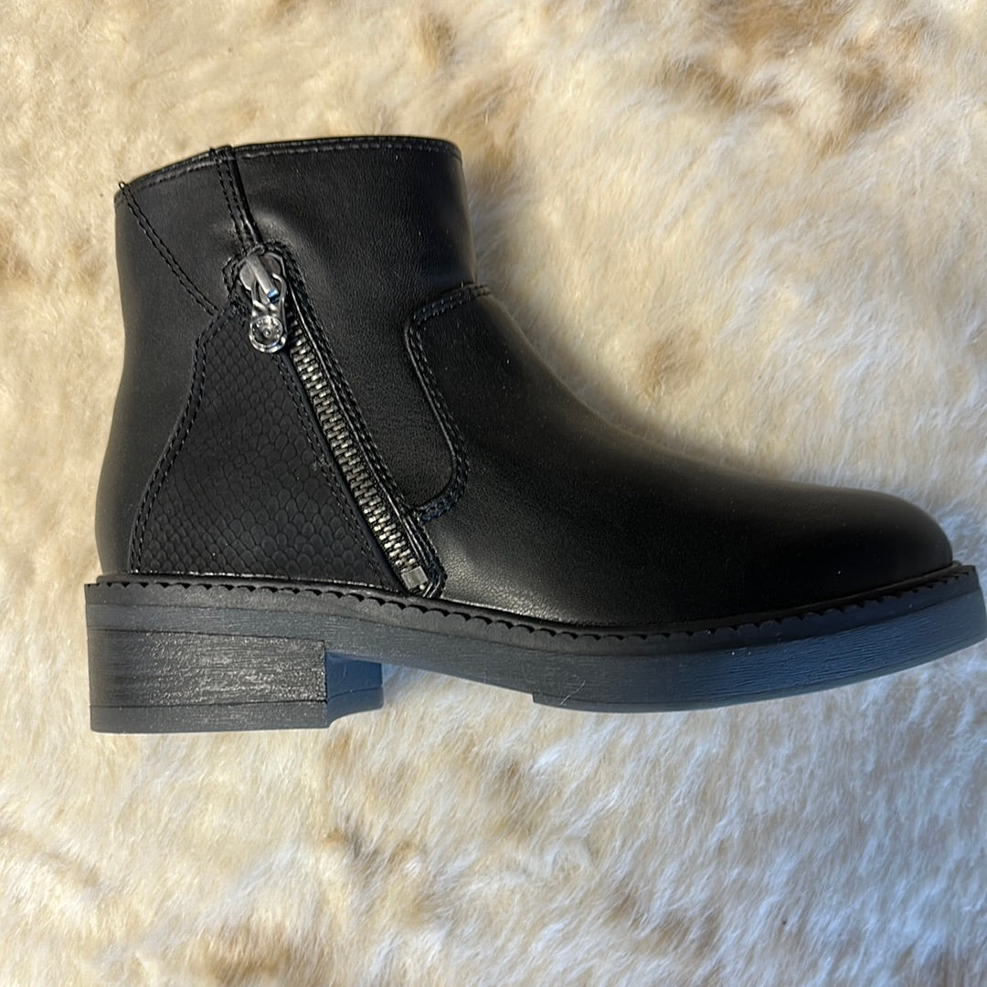 Sam Bootie