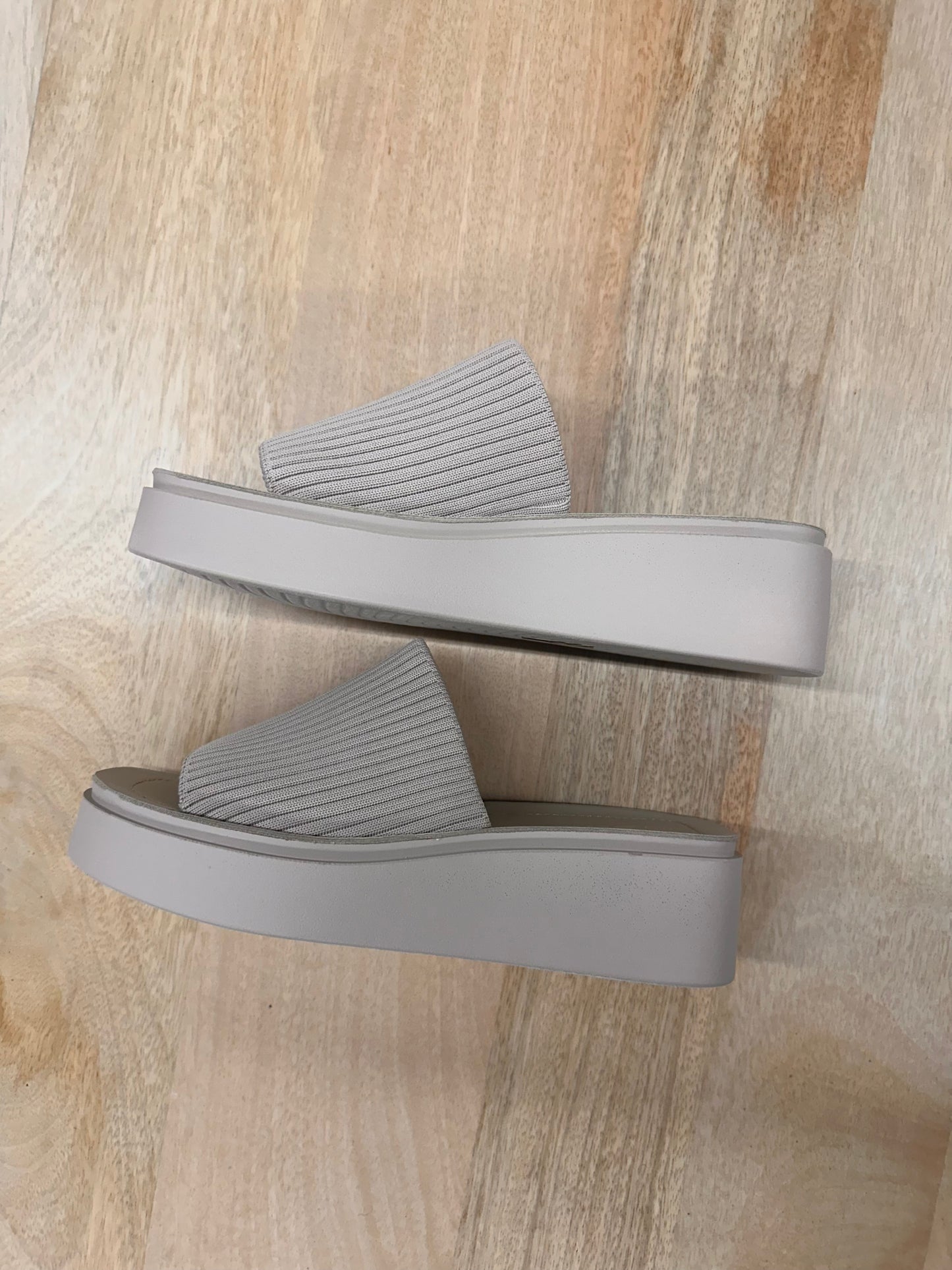 Lizzy Platform Sandal - Multiple Colors