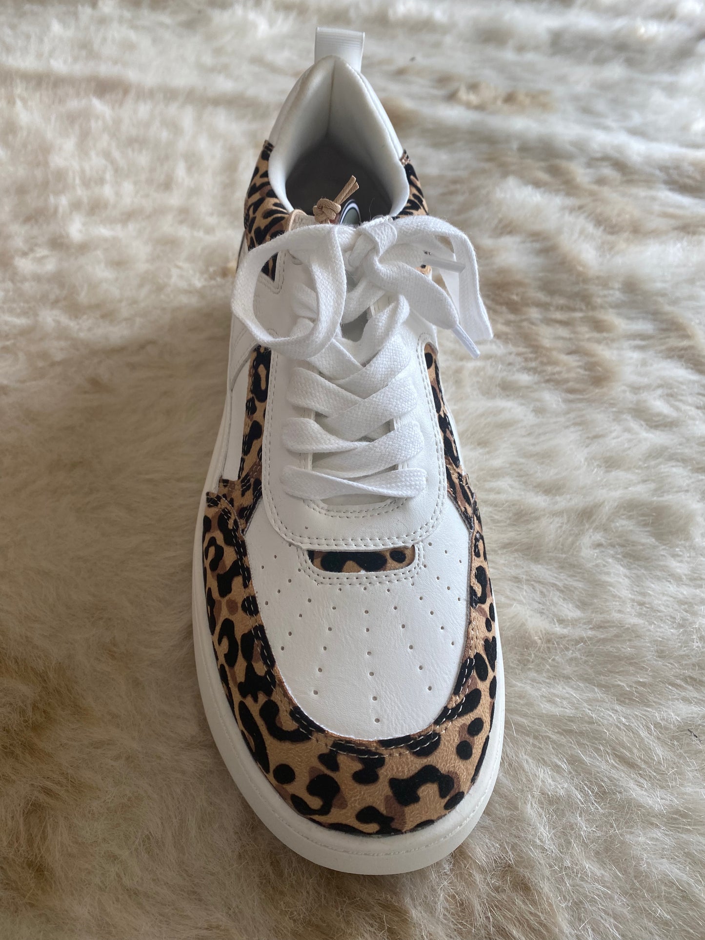 Erin Sneaker