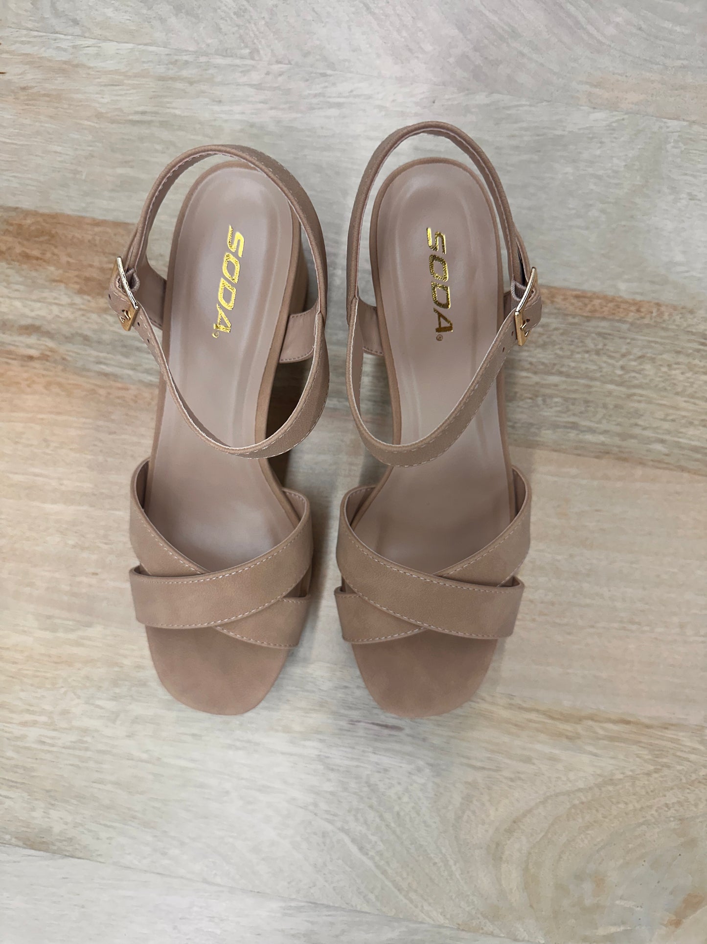 Annie Heel