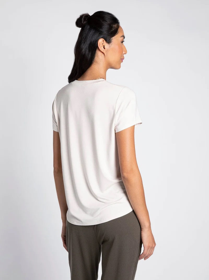 Laura Tee