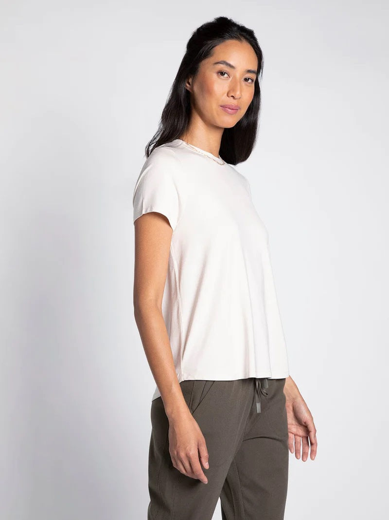 Laura Tee
