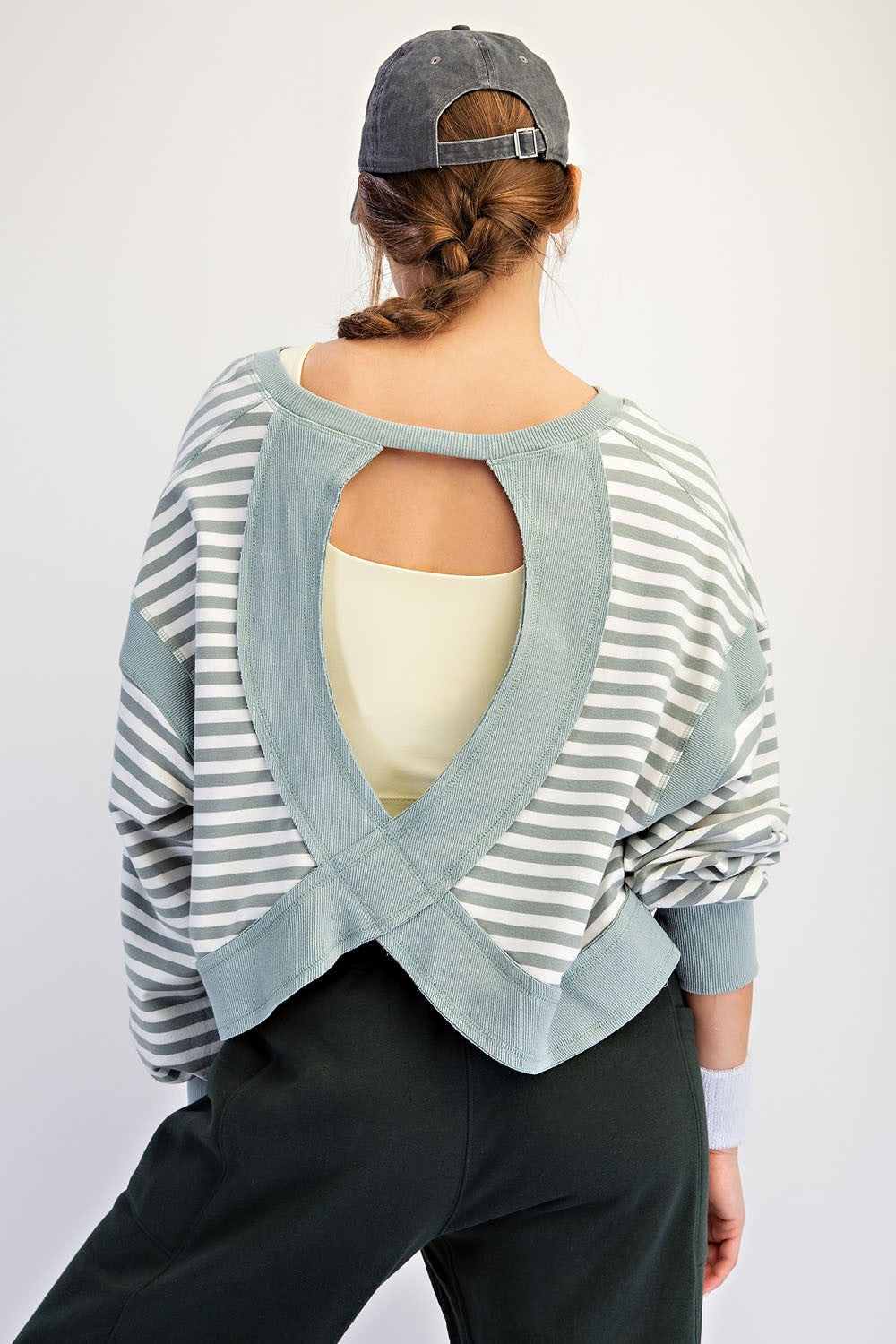 Cara Pullover