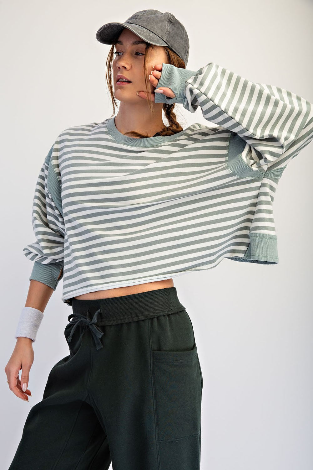 Cara Pullover